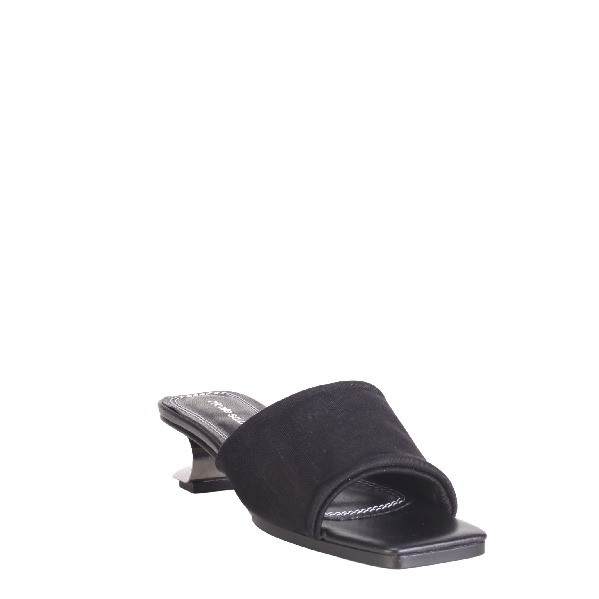 Nicole Saldaña Sarah Black sandals woman