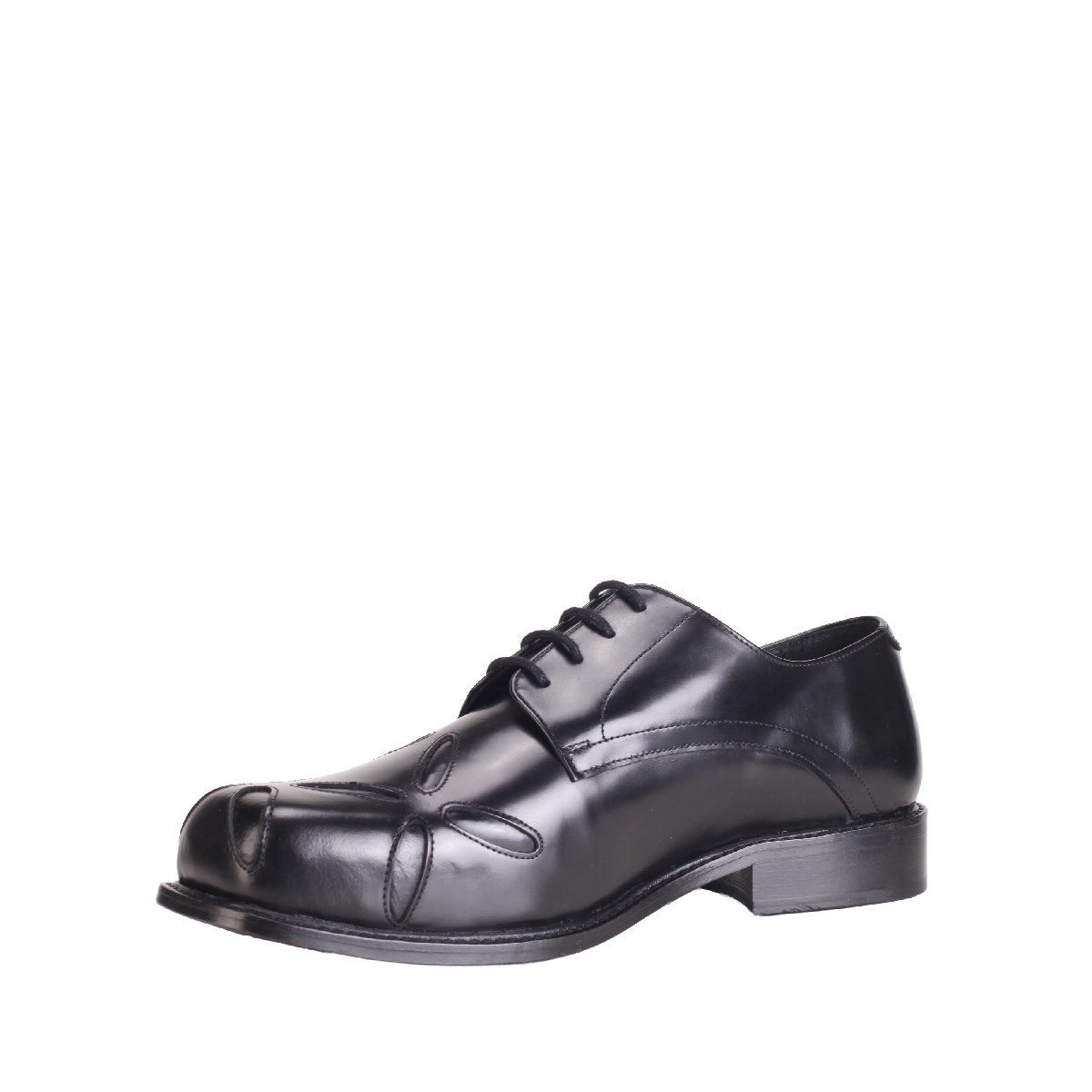  Slashed shoes black men 