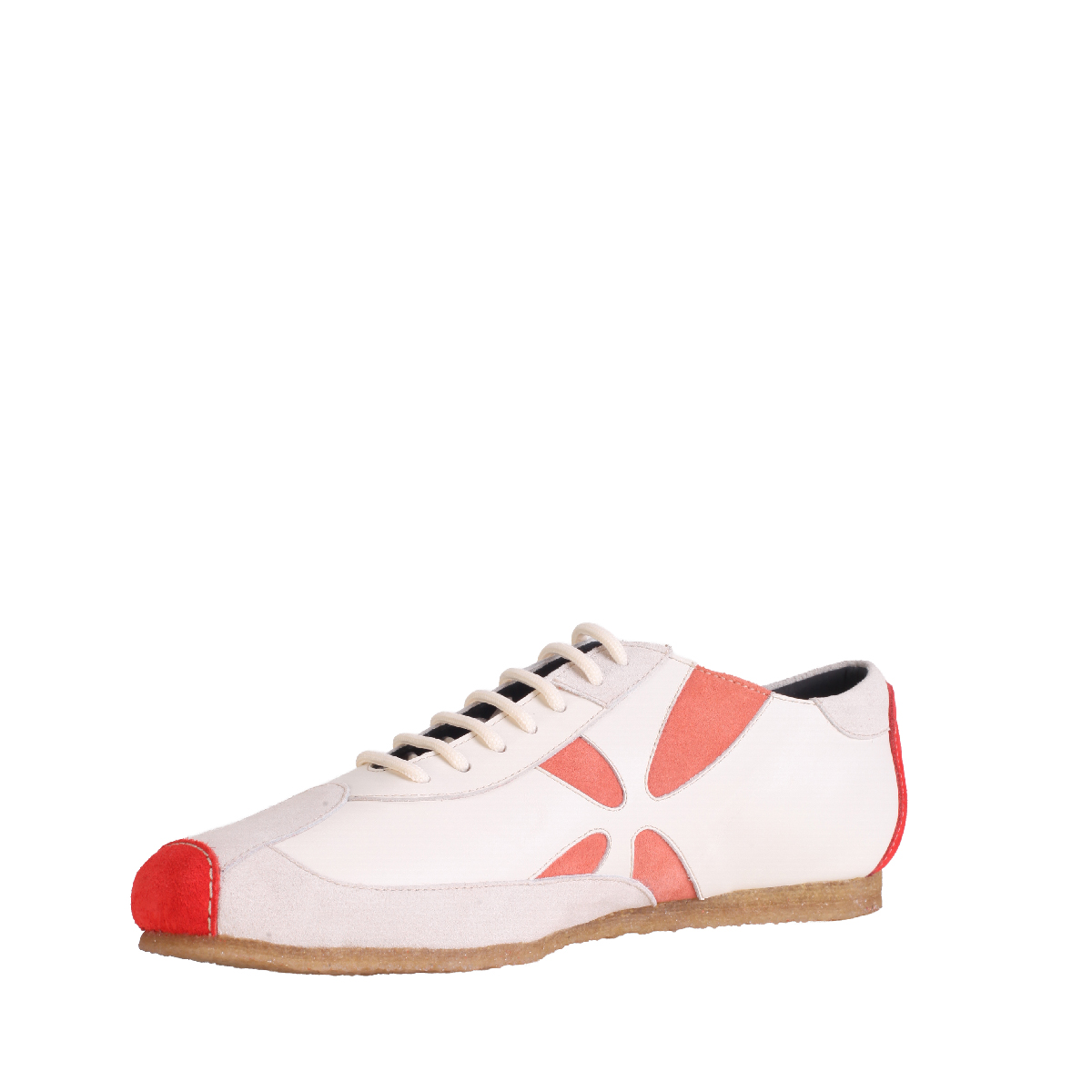  Stefan Cooke white orange shoes man  